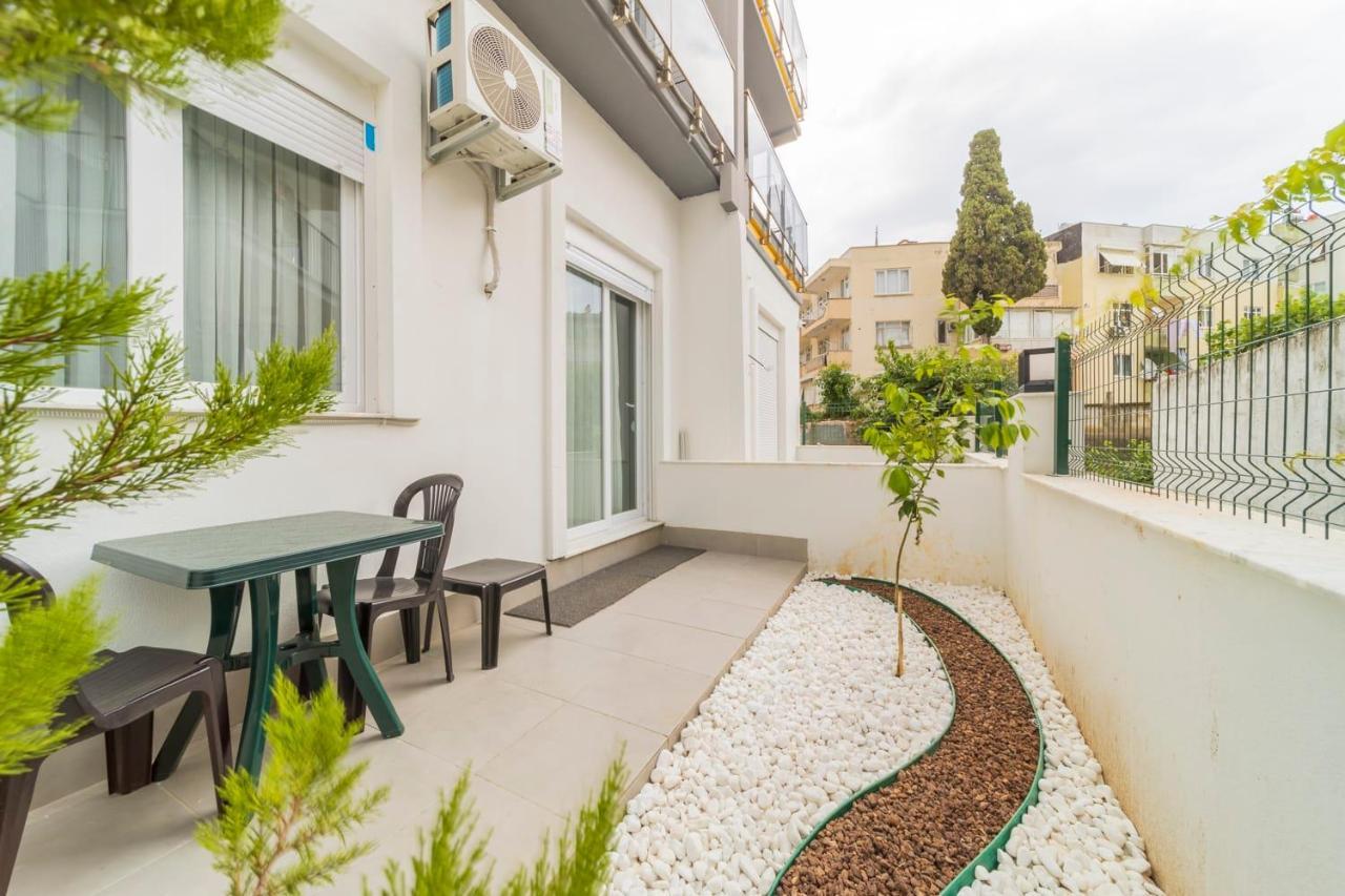 Ferienwohnung Charming And Central Flat Near Beach In Muratpasa Antalya Exterior foto