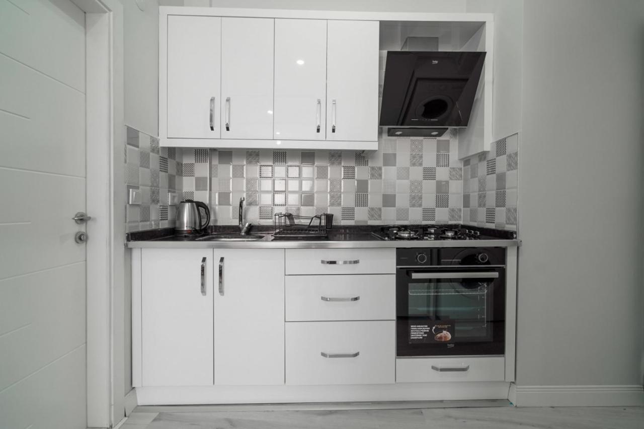 Ferienwohnung Charming And Central Flat Near Beach In Muratpasa Antalya Exterior foto